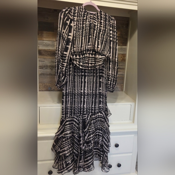 Misa Los Angeles Black & Light Pink Printed Open Tie Back Blouse - Picture 6 of 6